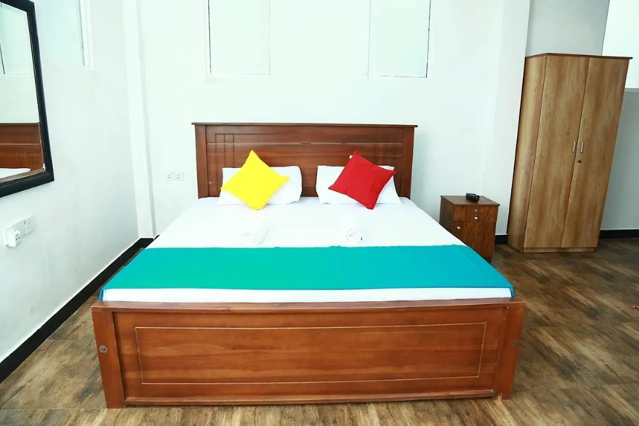 Pensionat Eden Rock Luxurious Accommodation Kandy