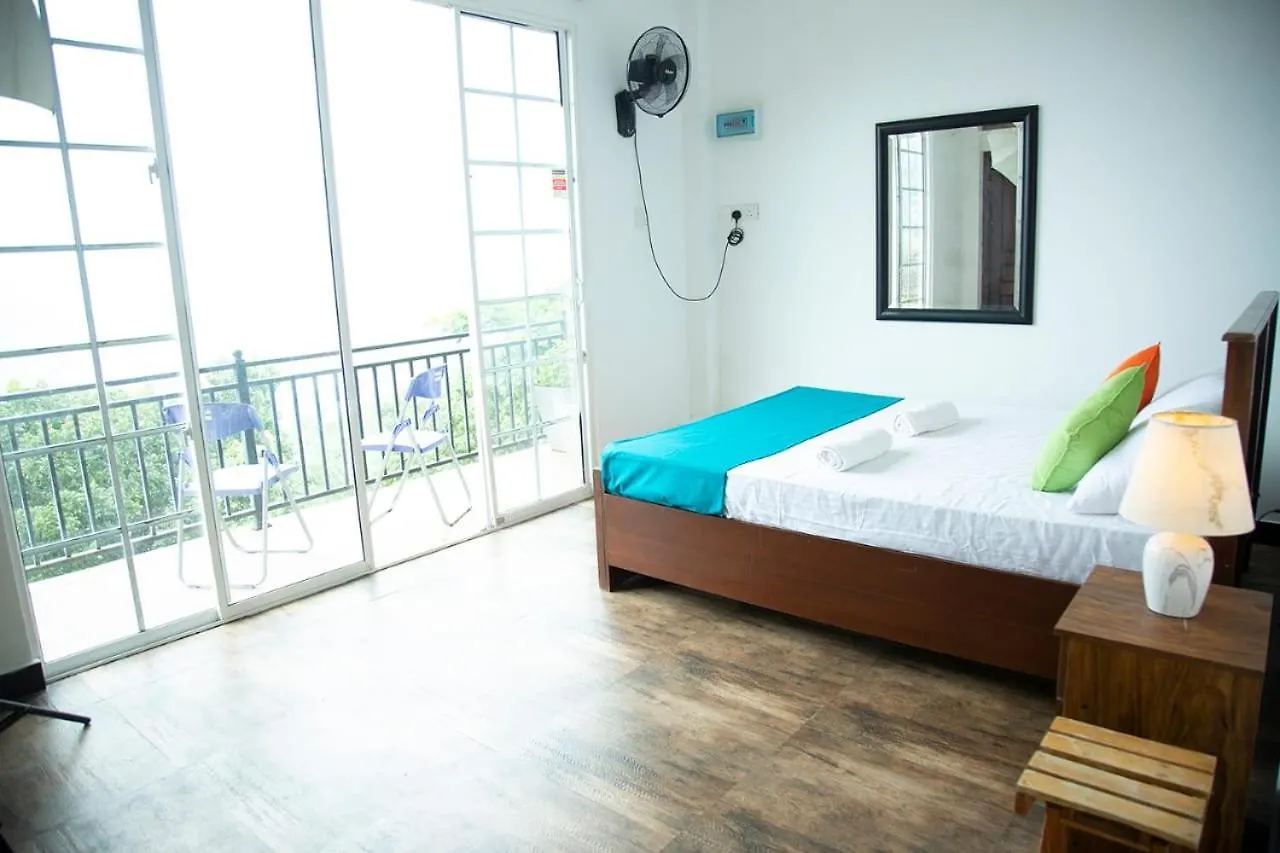 Eden Rock Luxurious Accommodation Kandy